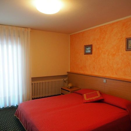 Hotel Belvedere Роана Номер фото